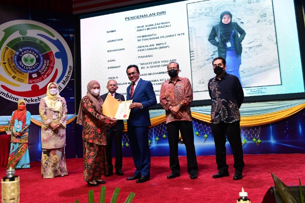 APC ZAFIRAH K